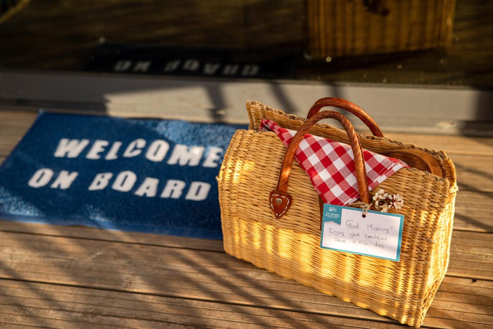 The Homeboat Company Sant'Elmo-กาญารี ภายนอก รูปภาพ